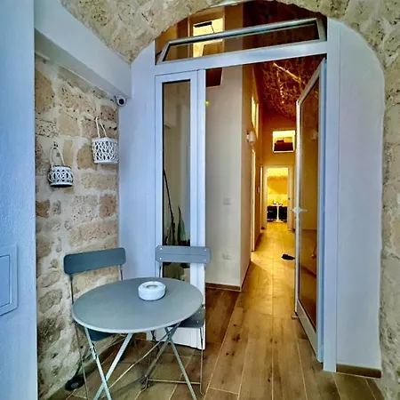 La Maison Arco Boccolicchio Bed & Breakfast *