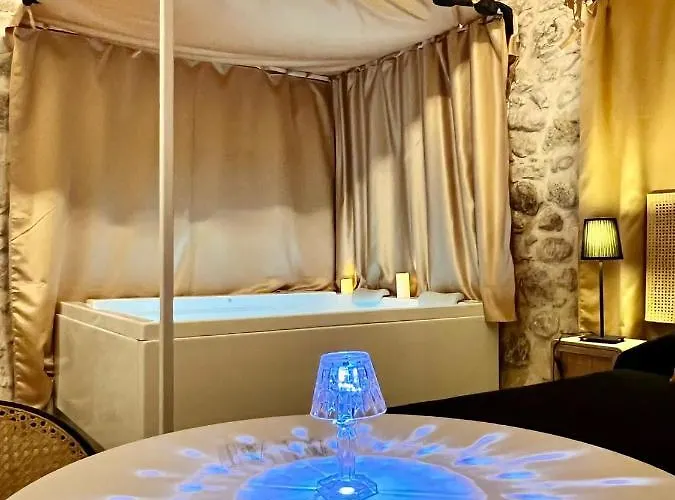 La Maison Arco Boccolicchio Alojamento de Acomodação e Pequeno-almoço Manfredónia